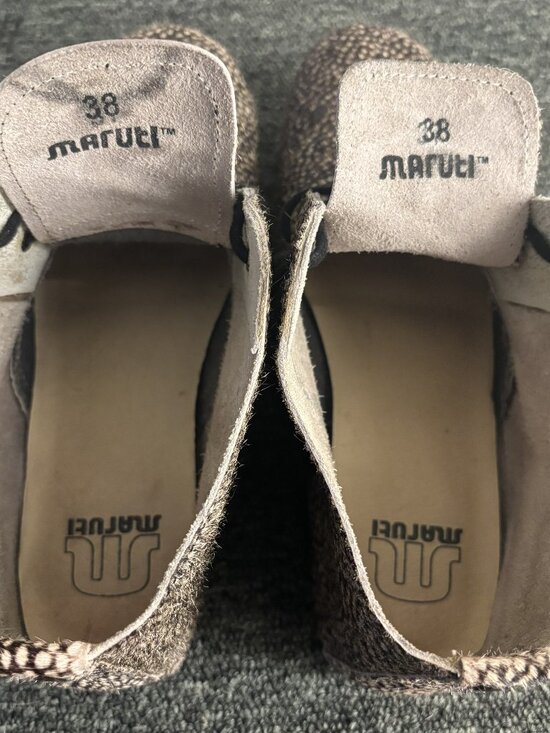 Maruti, Cowhide & Leather Booties, Size 38 - Picture 4 of 4